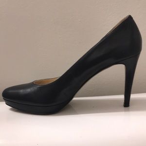 Nine West Closed Toe Pumps